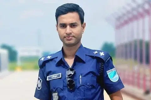 সড়ক দুর্ঘটনায় নিহত উপপরিদর্শক সাইফুল ইসলাম
