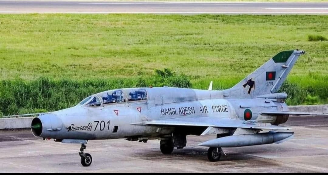 ঢাকা দিয়াবাড়িতে যুদ্ধবিমান বিধ্বস্ত: ১৯ জন নিহত, শতাধিক আহত